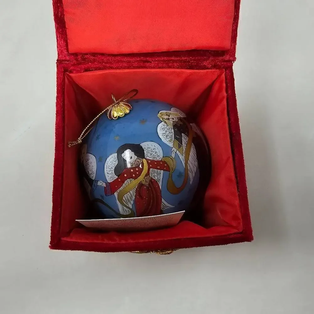 PIER ONE LI BIEN REVERSE HAND PAINTED GLASS CHRISTMAS ANGELS 2001 ORNAMENT 3.5